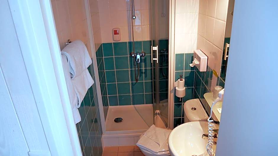 Brit Hotel des Halles