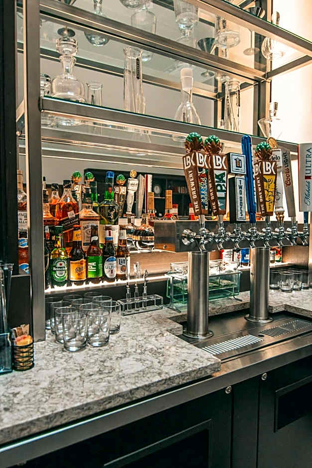 DoubleTree by Hilton Lubbock - University Area