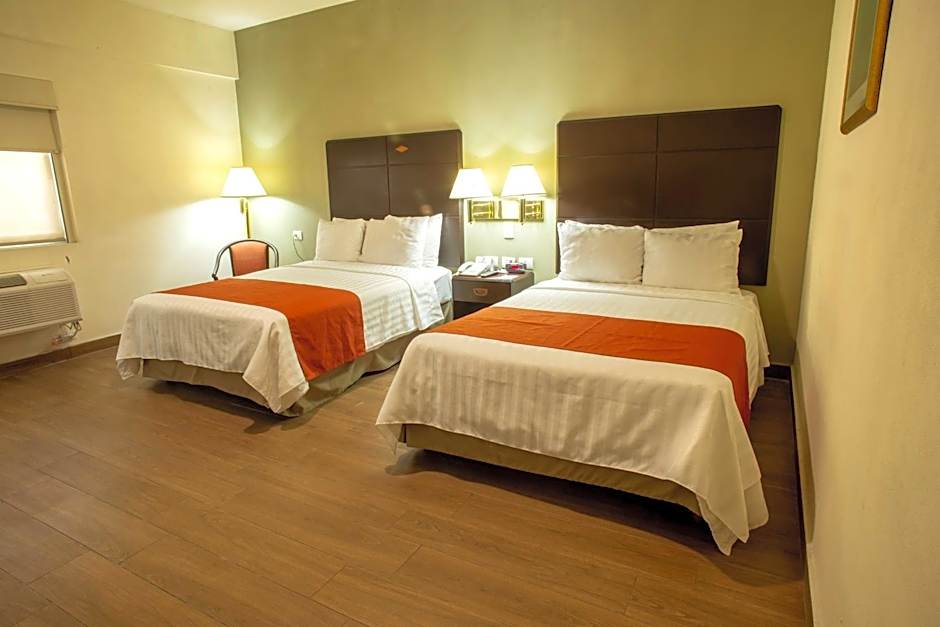 Hotel Plaza Calzada