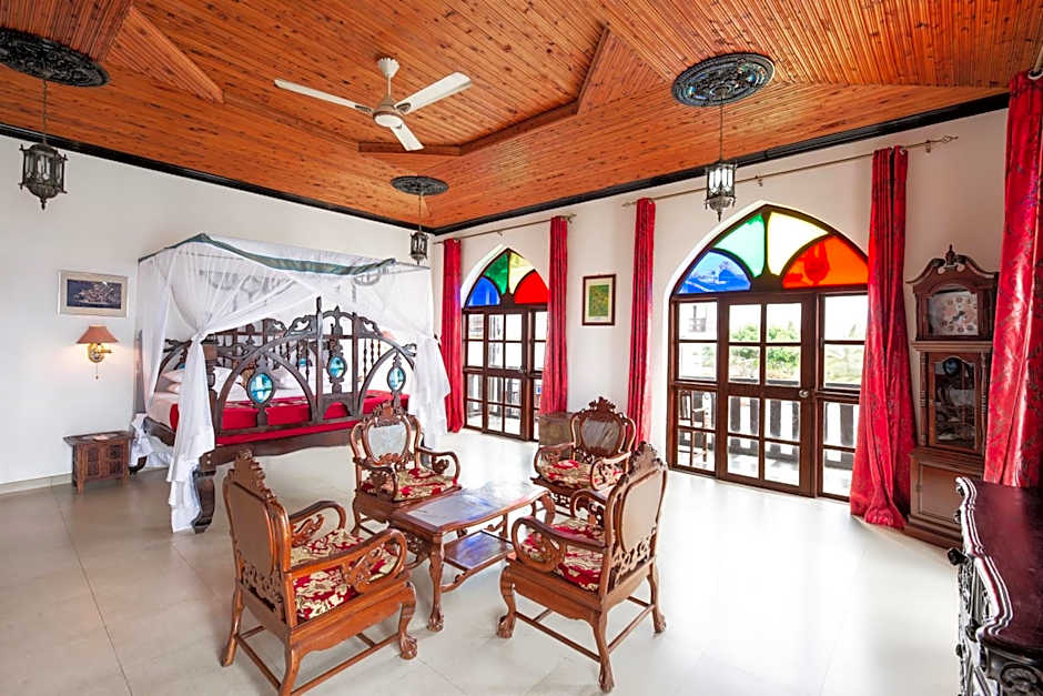 Tembo House Hotel