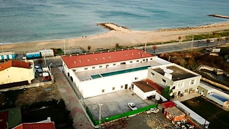 MQ Hotel Suites & SPA