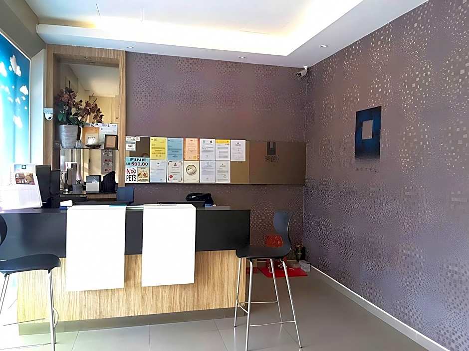 9 Square Hotel - Kota Damansara