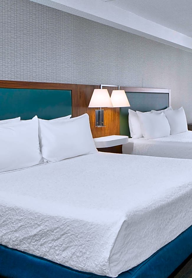 Hampton Inn By Hilton & Suites Saratoga Springs Downtown