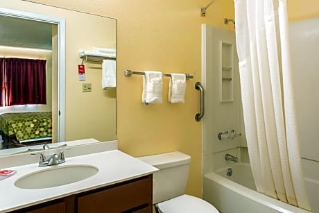 1 Queen Bed, Nonsmoking