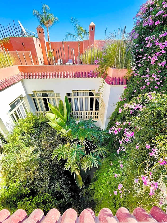 Riad 144