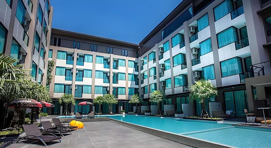 The Crystal Hotel Buriram