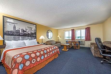 1 King Bed Deluxe Suite Non-Smoking