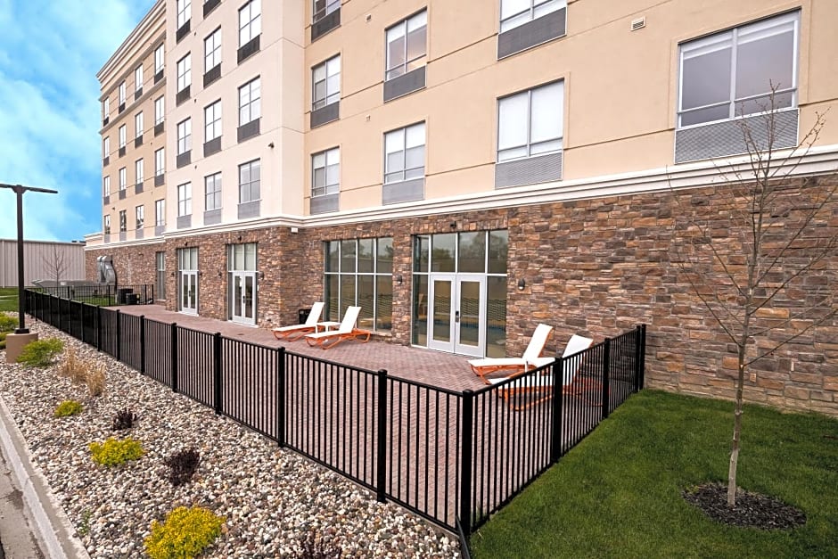 Holiday Inn & Suites - Detroit - Troy By IHG