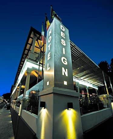 Hotel on the Promenade