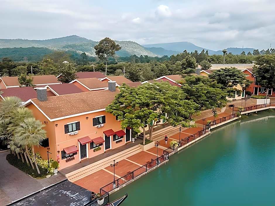 Verona Boutique Hotel - The Verona Co., Ltd