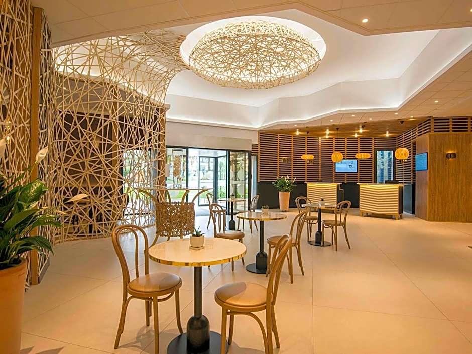 Novotel Nice Arenas Airport Hotel