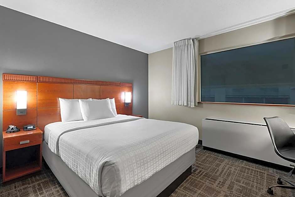 Canad Inns Destination Centre Grand Forks