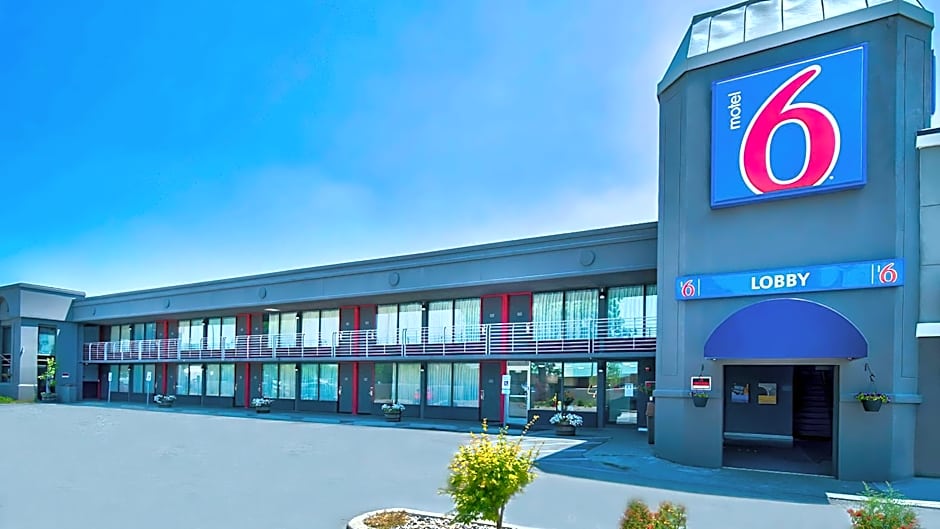 Motel 6 Louisville, Ky- Airport/ Fair Expo