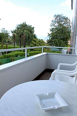 Easy Double Room with Balcony
