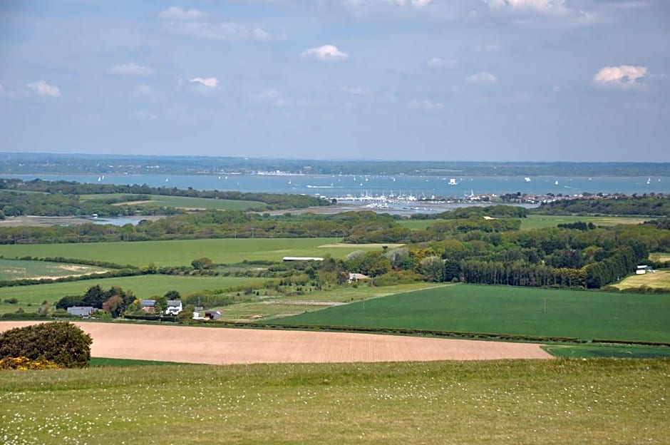 Tollgate Cottages Bed and Breakfast – Freshwater, 