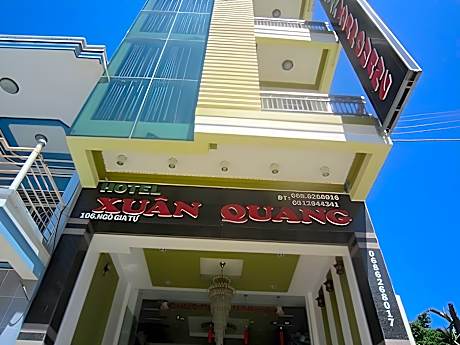 Xuan Quang Hotel