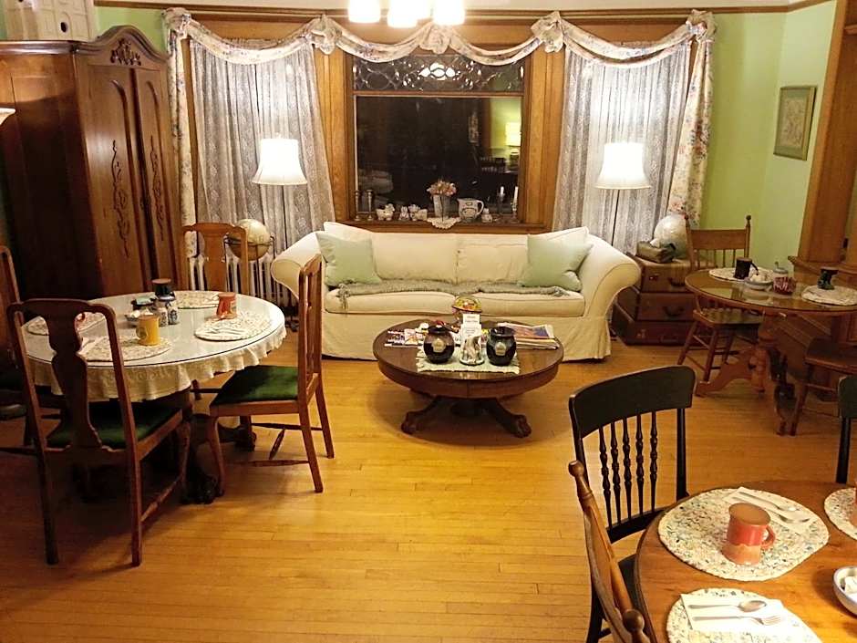 White Lace Inn