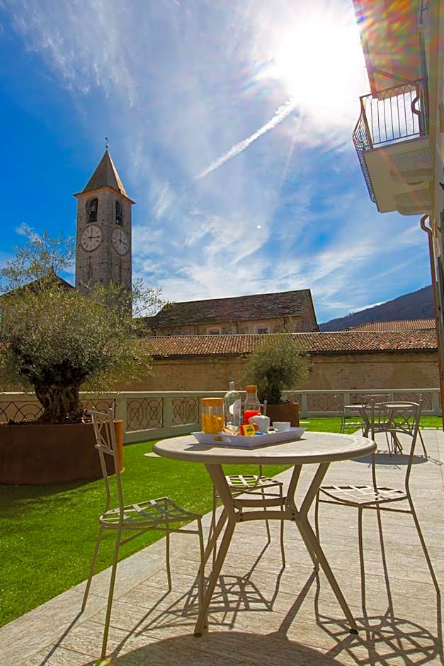 Al Campanile Aparthotel & Suite