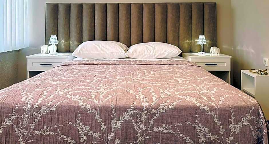 hi HOTEL IVY BÜYÜKADA