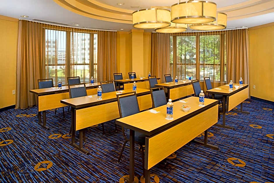 Courtyard by Marriott Washington Capitol Hill/Navy Yard