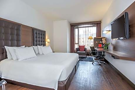 Premium Room (2 Adults + 1 Child)