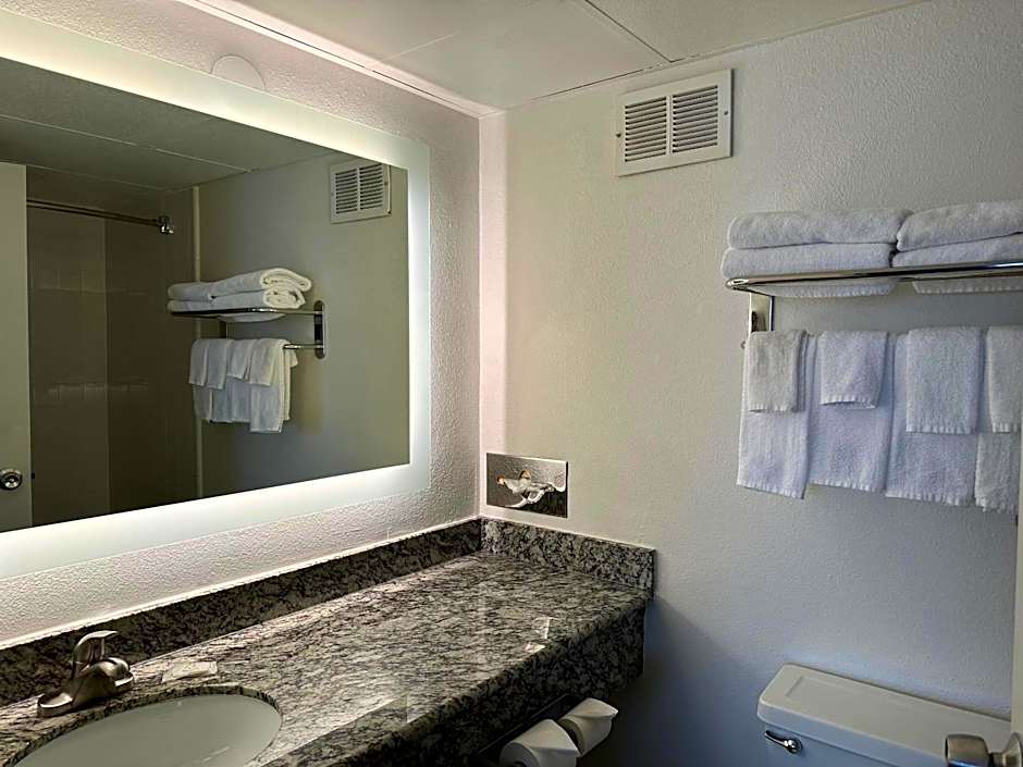 Quality Inn & Suites Everett
