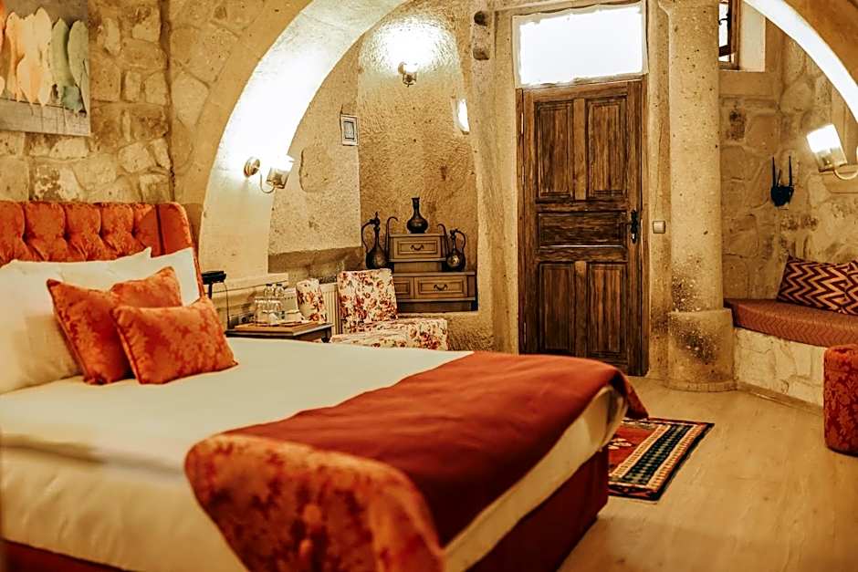 Elaa Cave Hotel