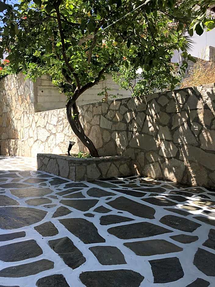 LEVANTA HOTEL SPETSES