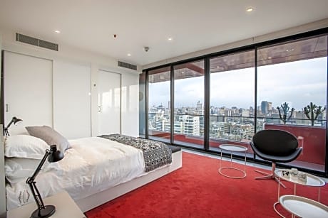 Two-Bedroom Duplex Apartment with City View