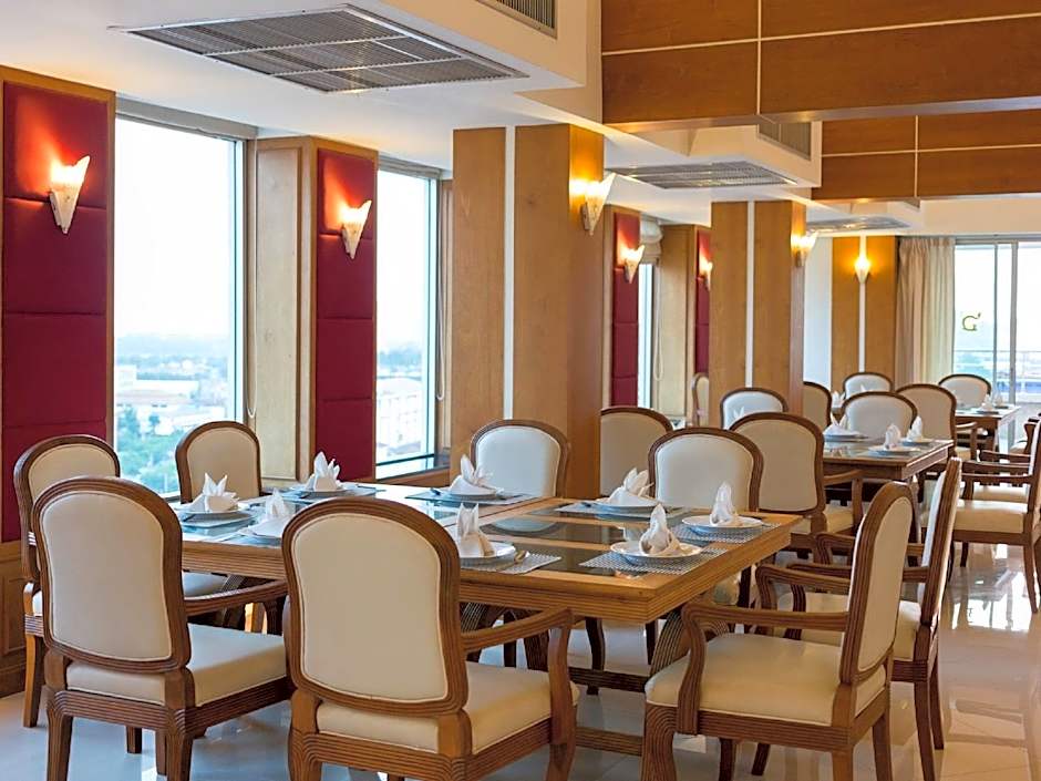 Eastern Grand Palace Hotel