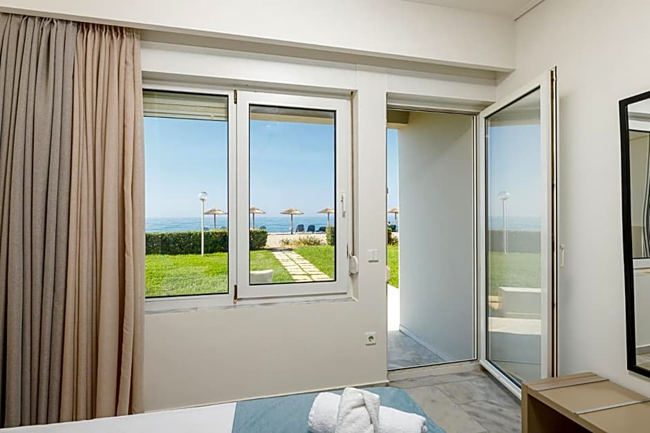 Kostakis Beach