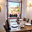 Hotel At the Golden Scissors