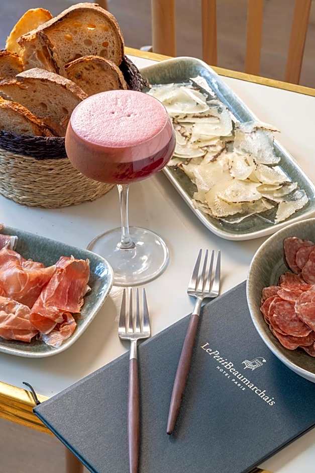 Le Petit Beaumarchais Hotel & Spa