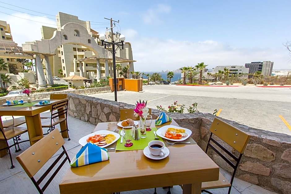 Sunrock Hotel & Suites