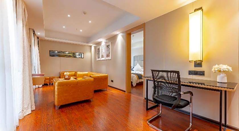 Echeng Hotel Liuzhou Central Plaza Pedestrian Street