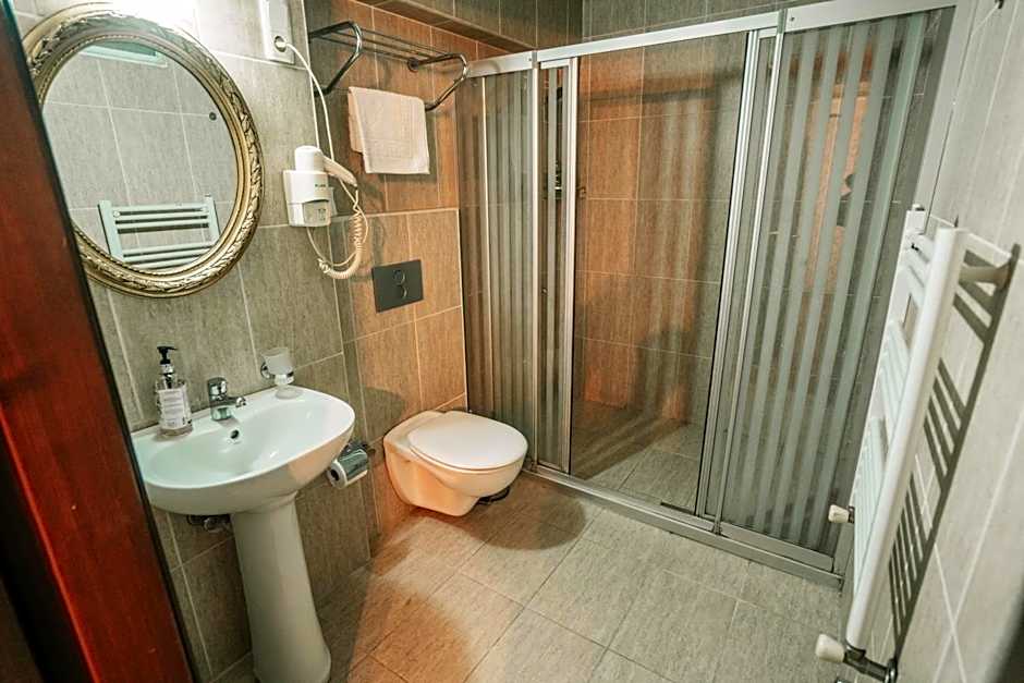 Gulliver Mansion Hotel