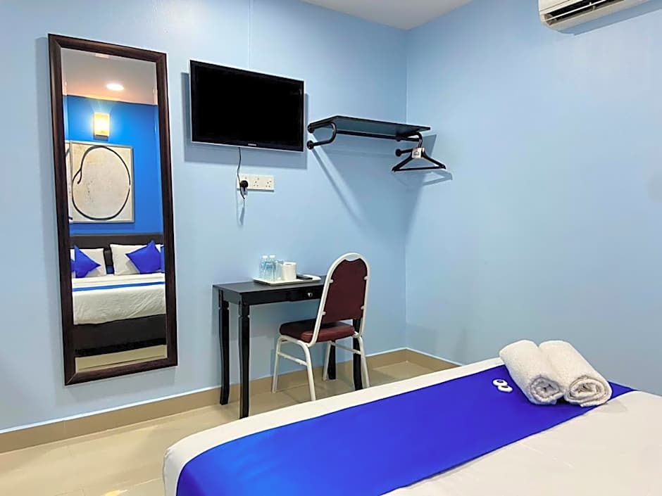 Royals Star Hotel