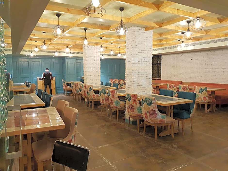 Hotel Punjab Palace, Raipur,