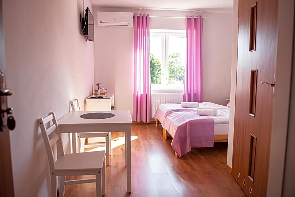 Dom Gościnny Pod Akacjami