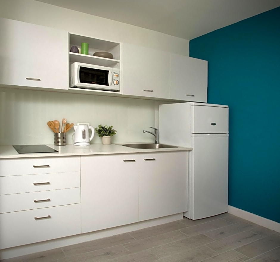 Diana Seaport Apartments