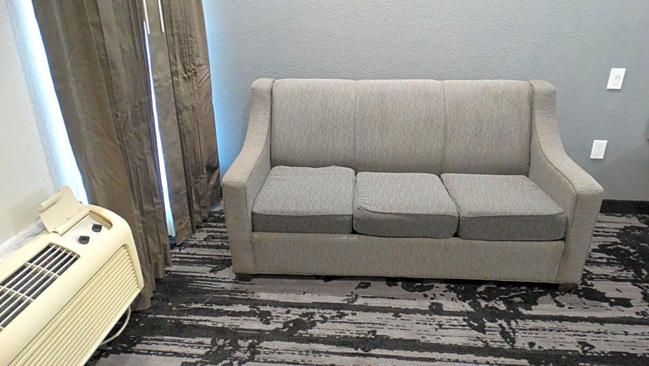 Regency Inn and Suites Humble