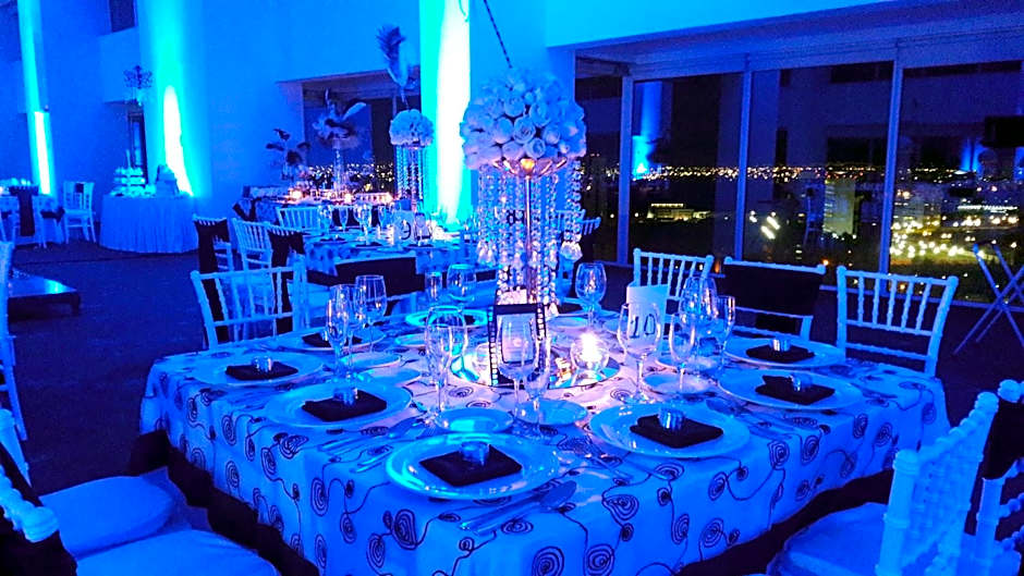 La Quinta Inn & Suites by Wyndham Puebla Palmas