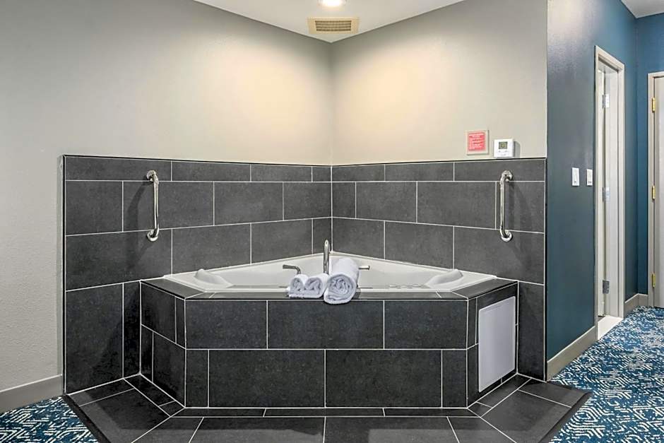 Four Points by Sheraton Bedford Manchester Airport