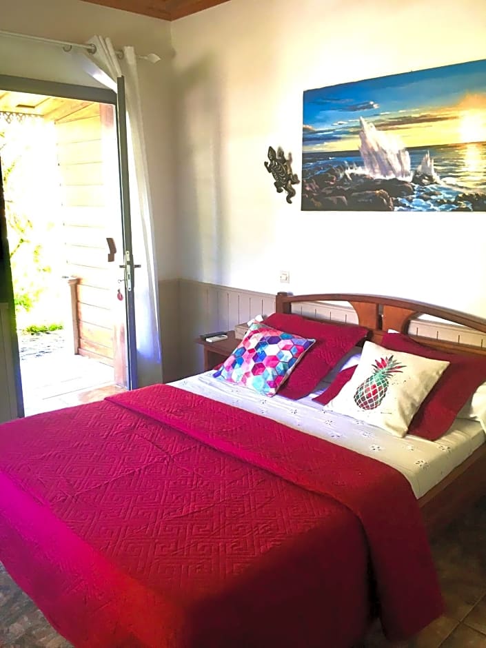 Saint Leu - Chambre 3 épis avec PDJ piscine en pleine nature vue mer - Bardzour