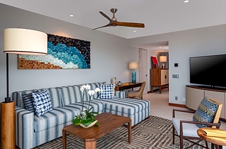 King Suite with Plunge Pool and Partial Ocean View