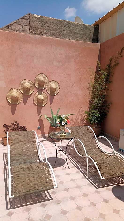 Riad Majdoulina chez JIJI