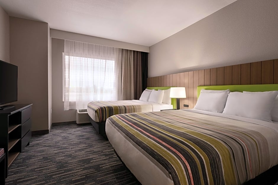 Photo 1 of 1 of 2 Queen Beds Suite