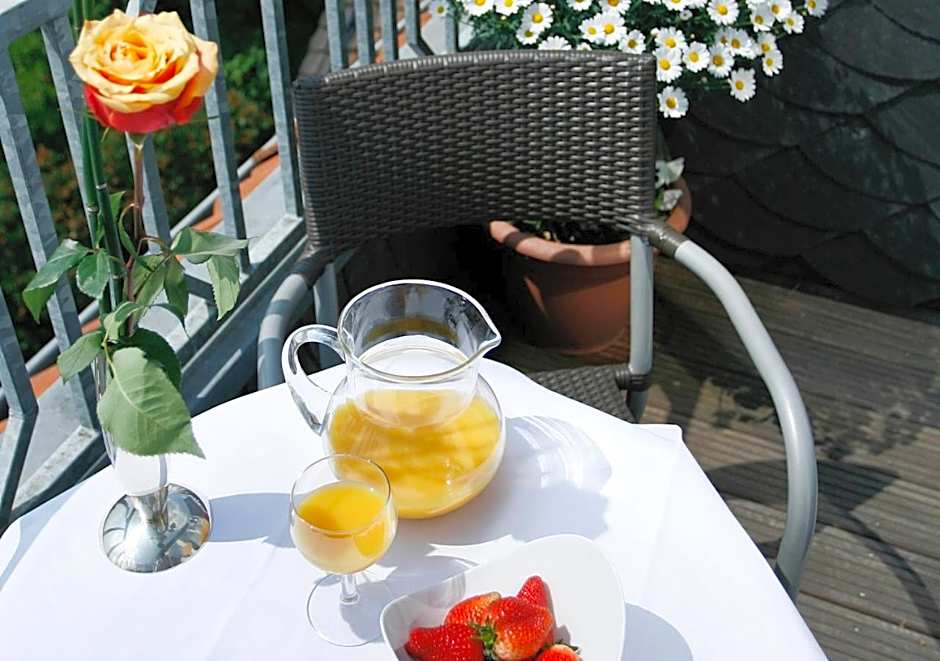 Hotel Regina - Bed & Breakfast Köln