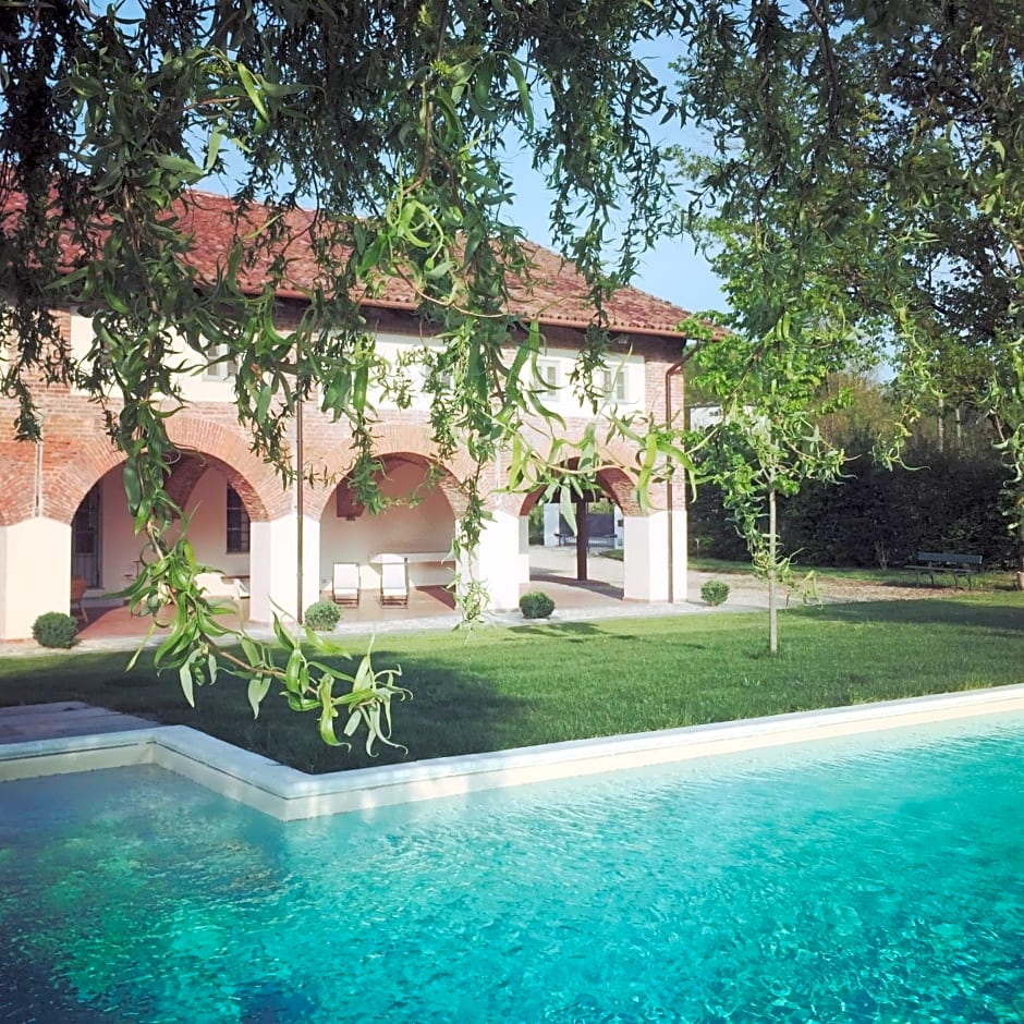 La Scuderia Charming Rooms b&b