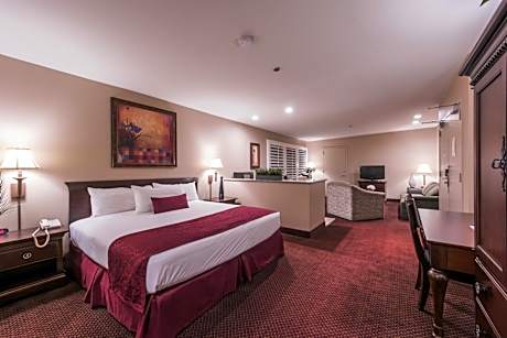 Executive Suite King Bed